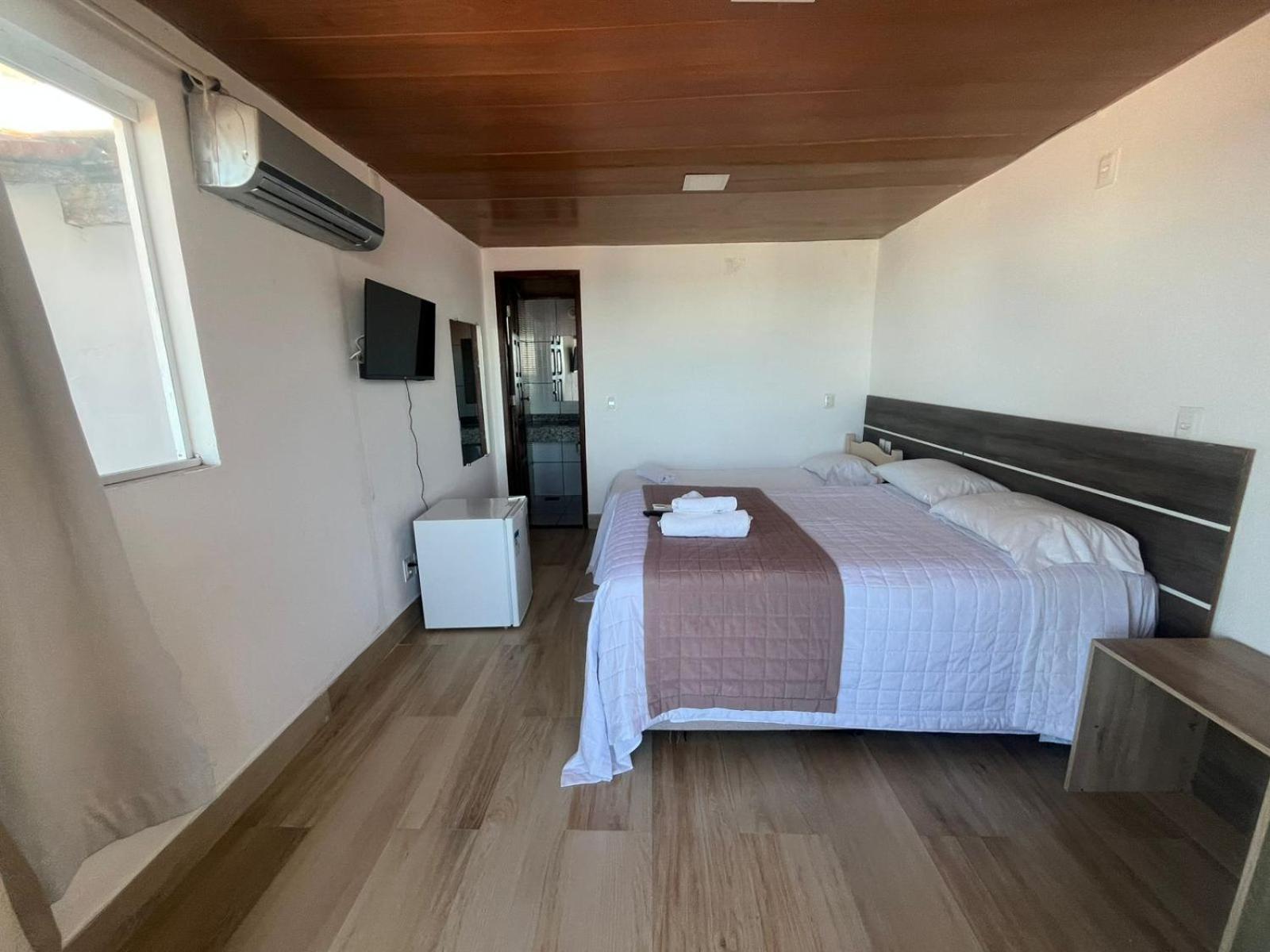 Quarto Triplo Superior com Vista do Mar